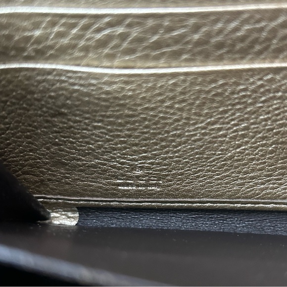 EUC Gucci bamboo wallet with box and tissues - Picture 9 of 11